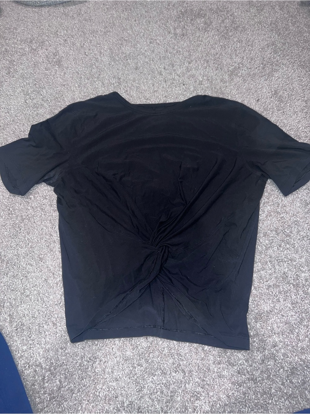 Men's Black Twist-Back Short Sleeve Shirt